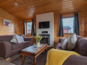 Chalet Loch Leven Lodge 10 by Interhome